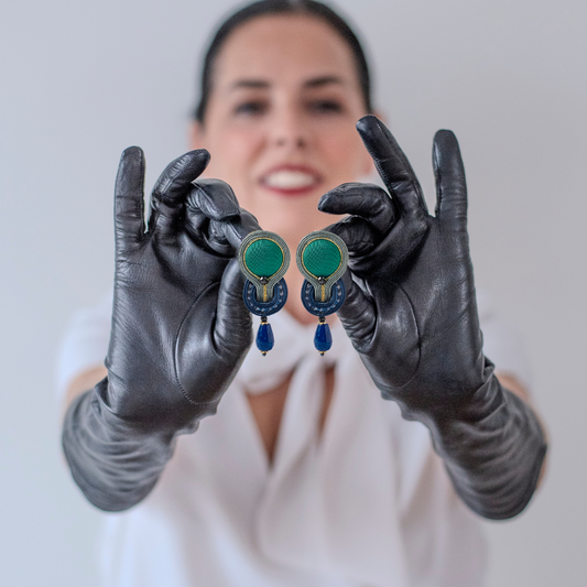 Pendientes Tommasa Denim en verde y azul denim – Musula · PORTICO Concept, Turó Park Barcelona (vista 2)