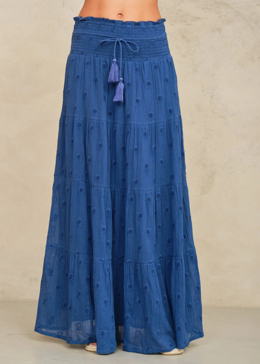 Falda Frani maxi en azul cobalto – Mabe · PORTICO Concept, Turó Park Barcelona (vista 2)