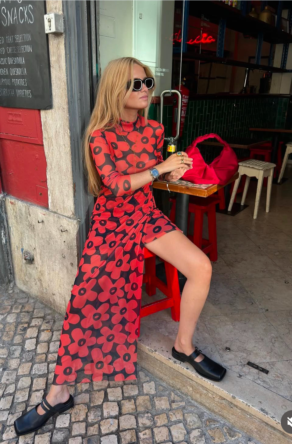 Bolso Erni Mini rojo de Laia Alen – Laia Alen · PORTICO Concept, Turó Park Barcelona (vista 4)