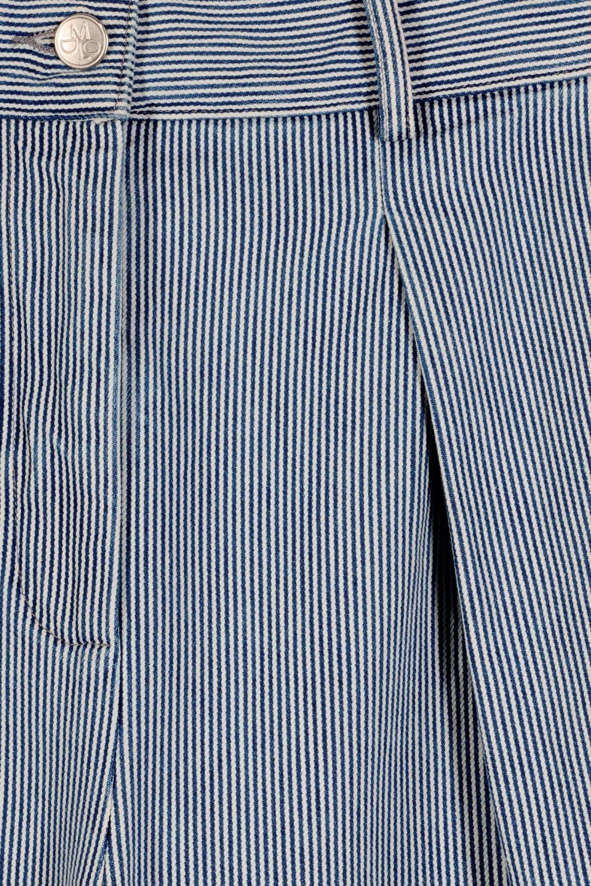 Bermuda Spencer Denim a Rayas de Maria de la Orden - styling
