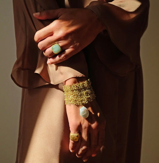 Joyas de Olga Prieto en latón, hechas a mano — PORTICO Concept