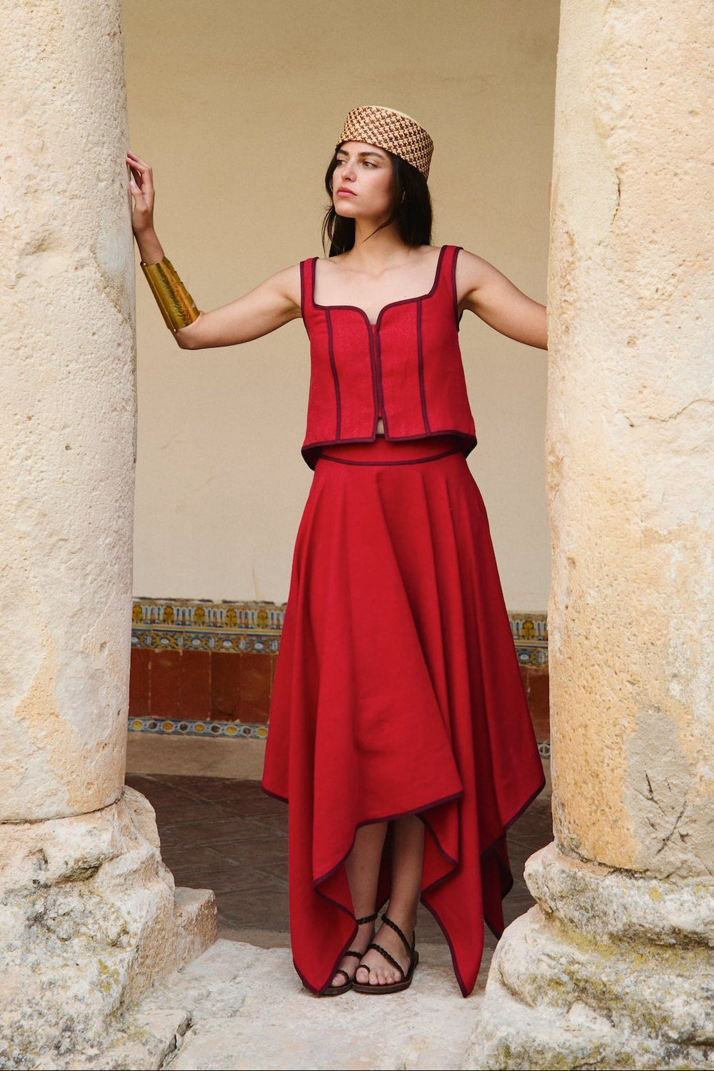 Kaftan de lino artesanal de Monbali Collection · PORTICO Concept, Turó Park, Barcelona