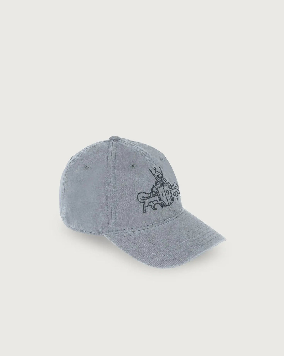 Gorra Juana gris claro de IQ Collection con logo bordado en gris oscuro