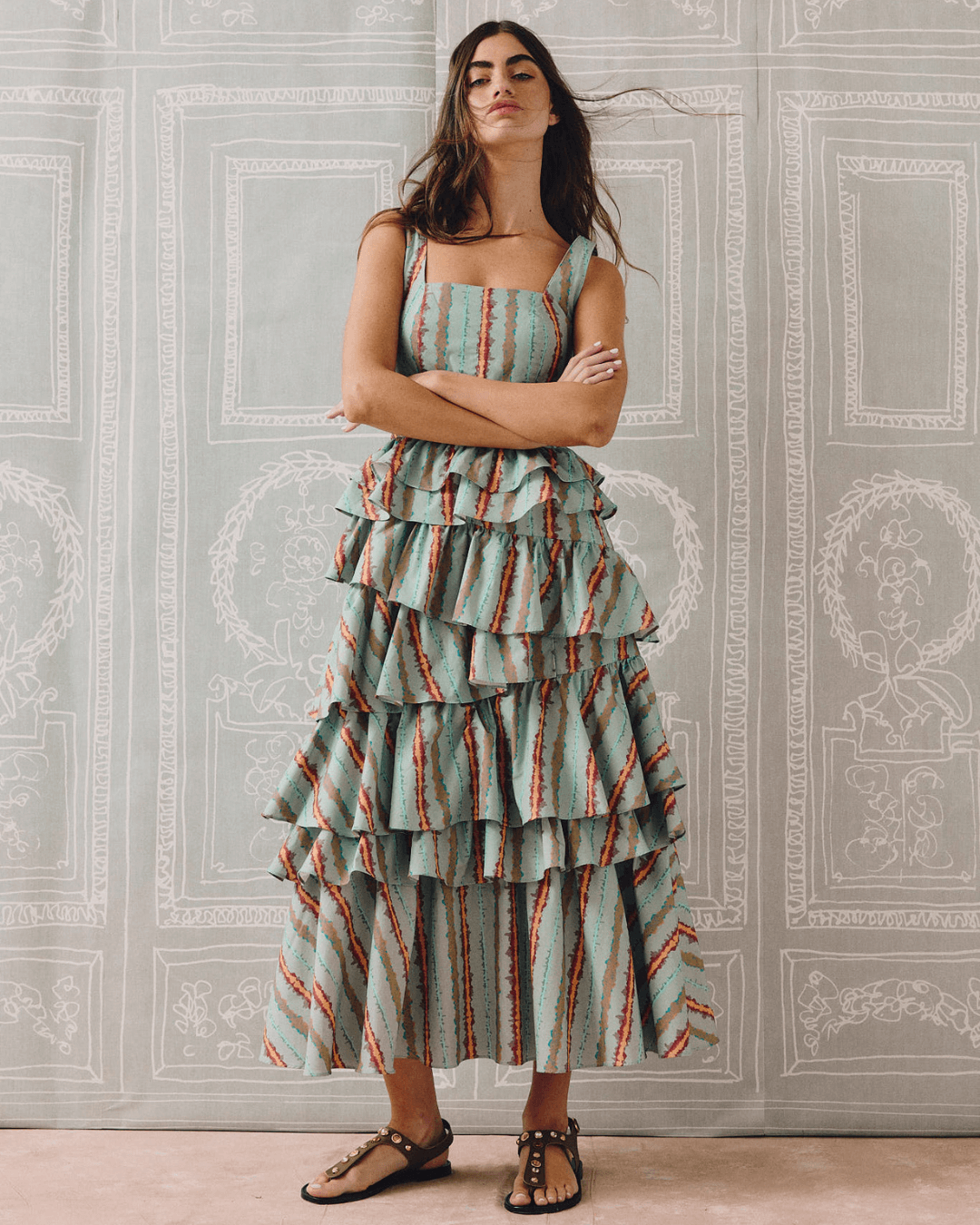 Vestido Daiquiri Aquamarine midi de volantes con estampado tie dye – Laganini · PORTICO Concept, Turó Park Barcelona