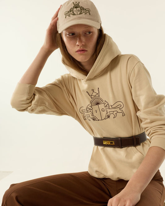 Sudadera Leo Beige de IQ Collection · punto de algodón con capucha, logo bordado
