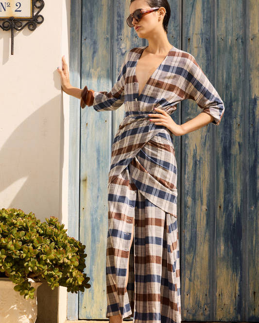 Vestido Cala Cuadros de IQ Collection · detalle 1