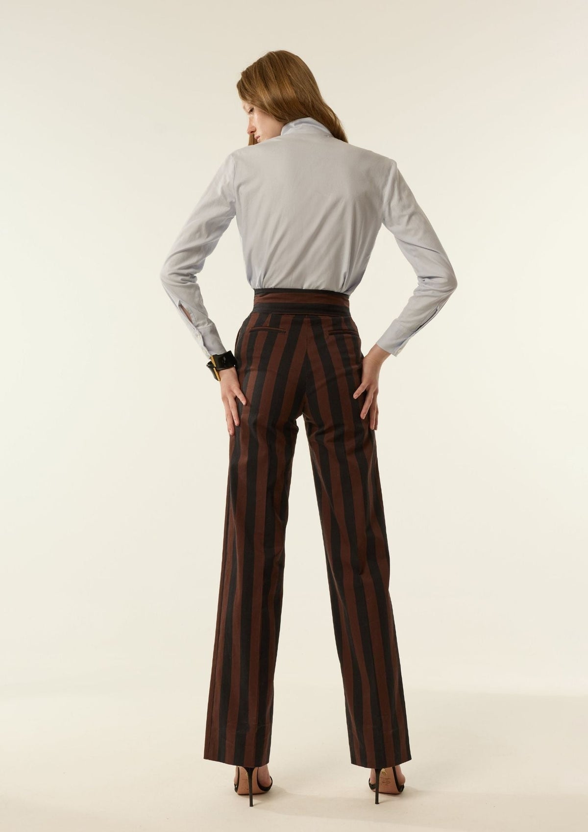 Pantalón Saeta Marrón y Negro de IQ Collection · detalle 6