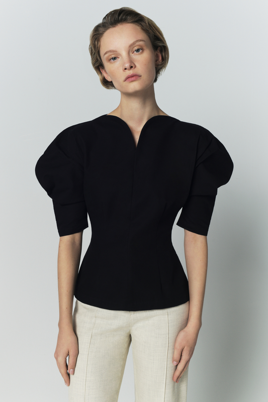Top Janet Negro de Destree · detalle 1