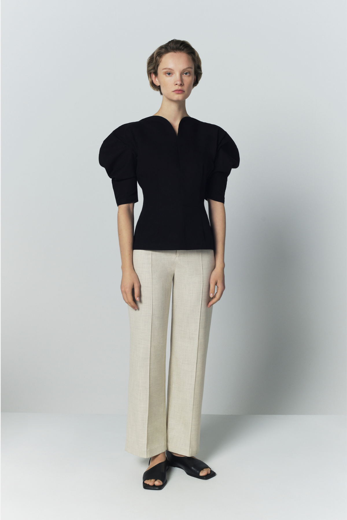 Top Janet Negro de Destree · detalle 3