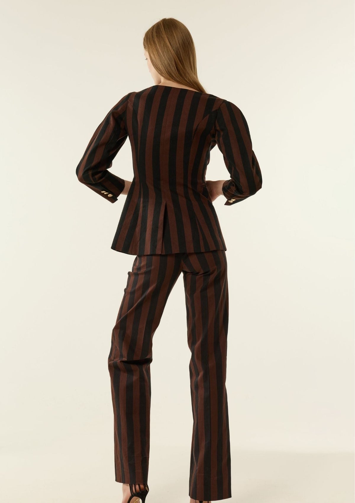 Pantalón Saeta Marrón y Negro de IQ Collection · detalle 4