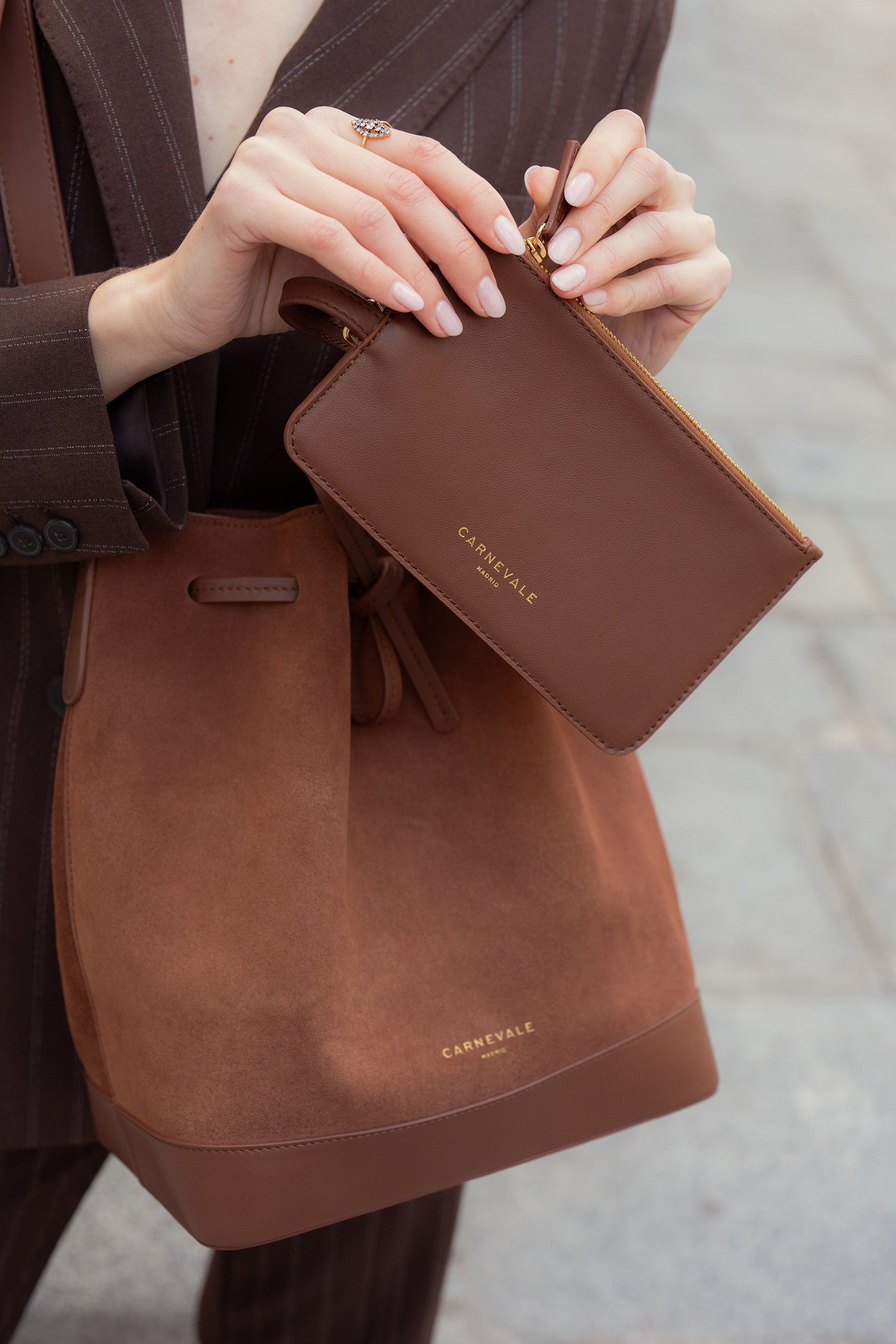 Bolso Telma Cognac – Carnevale Madrid · PORTICO Concept, Turó Park Barcelona (vista 6)