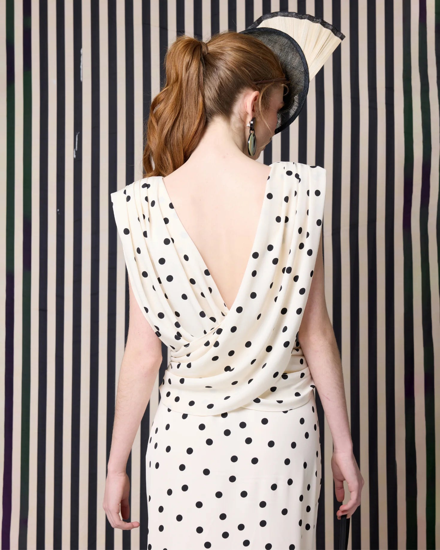 Vestido Miri midi de lunares de IQ Collection · PORTICO Concept, Turó Park Barcelona (vista 2)