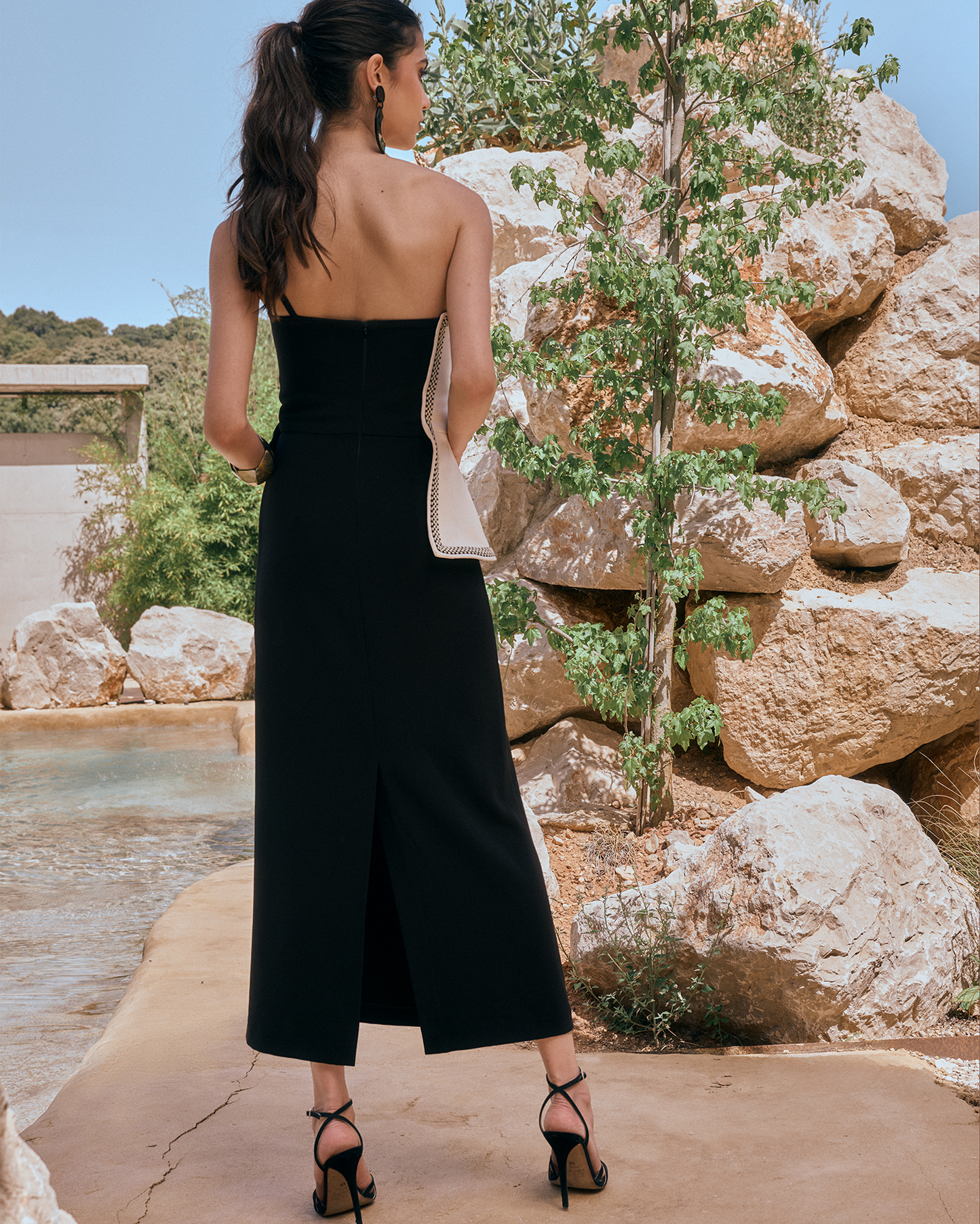 Vestido Habana midi bicolor en crudo y negro de IQ Collection · PORTICO Concept, Turó Park Barcelona (vista 5)