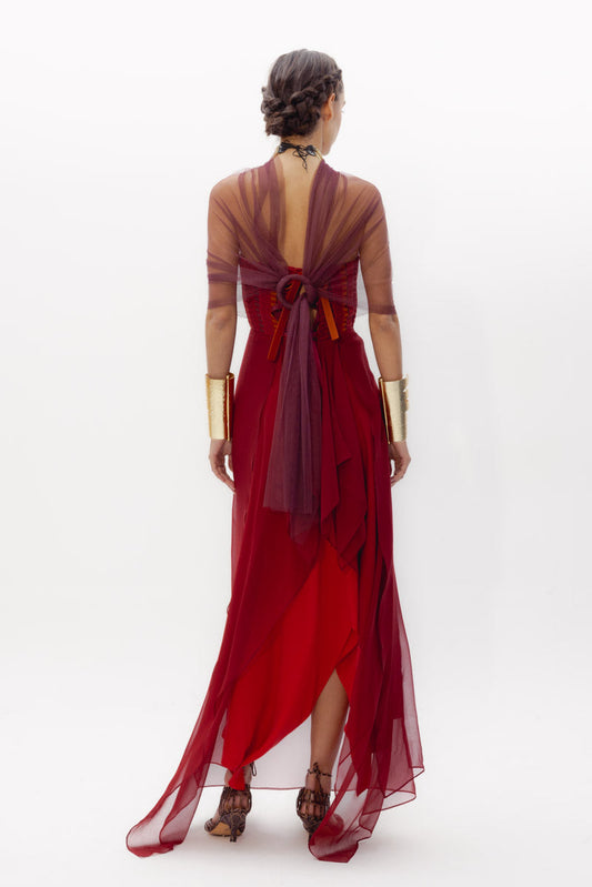 Accesorio Tul Granate de Baudesson, tul de invitada · moda de invitada hecha en telar · Portico Barcelona