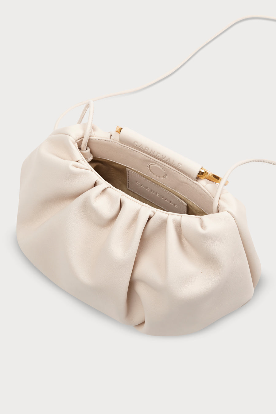 Bolso Victoria Cream – Carnevale Madrid · PORTICO Concept, Turó Park Barcelona (vista 3)