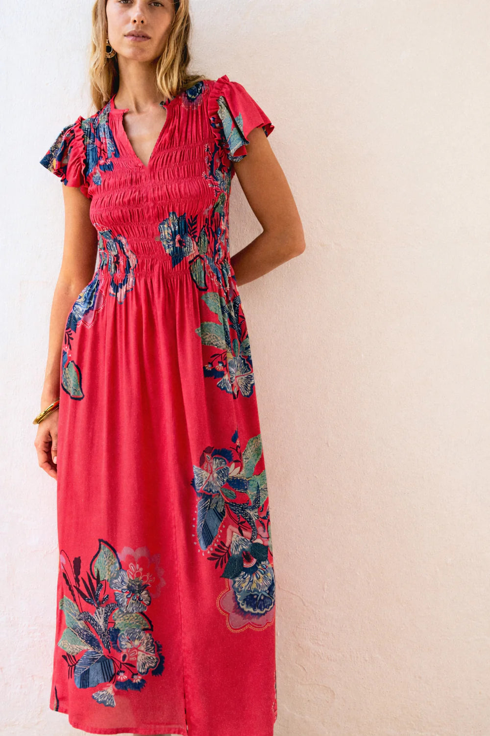 Vestido midi rojo con estampado floral en azules – Magnolya Collection · PORTICO Concept, Turó Park Barcelona