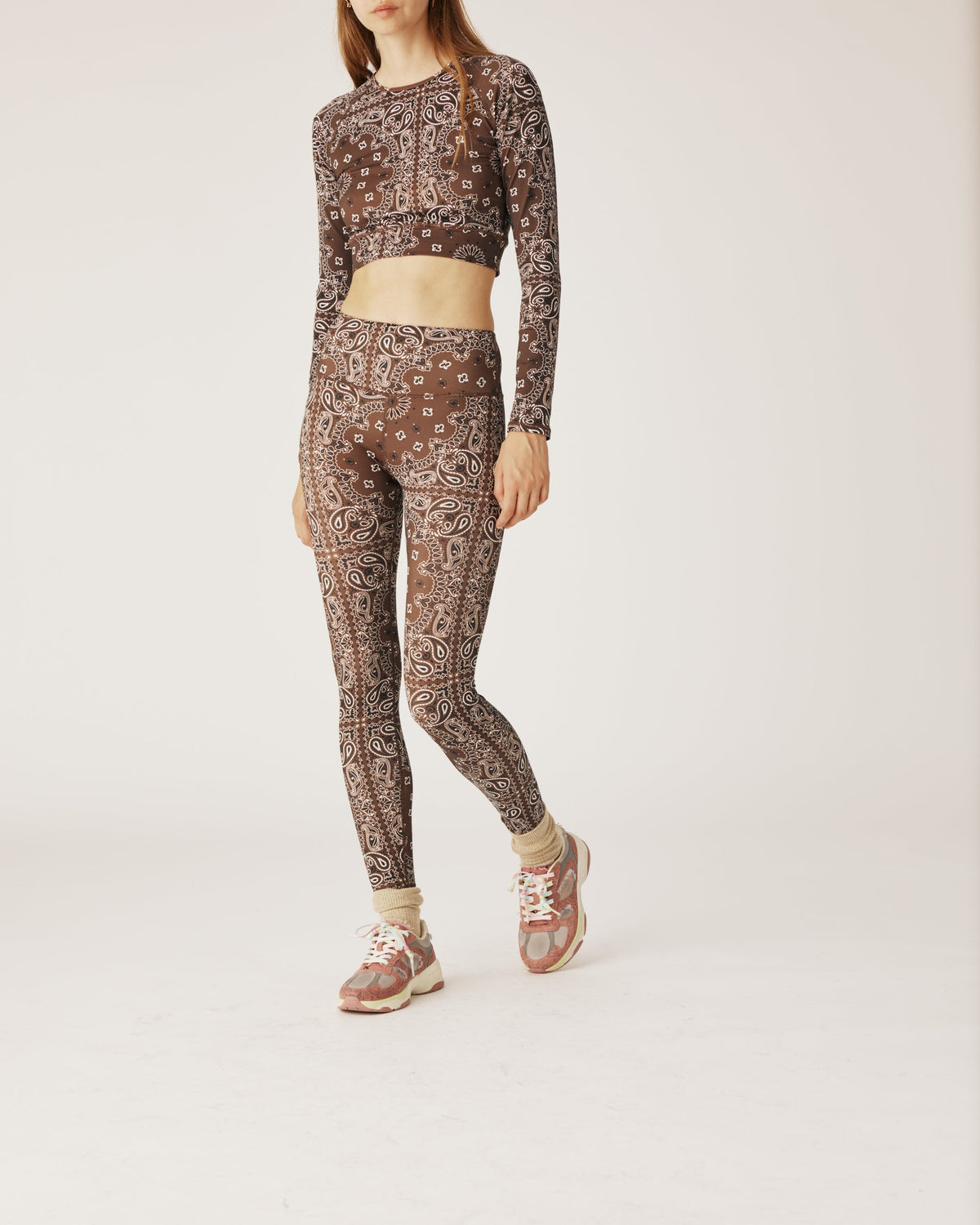 Pantalón de Yoga Bandana Chocolate de Arizona Love · vista 3