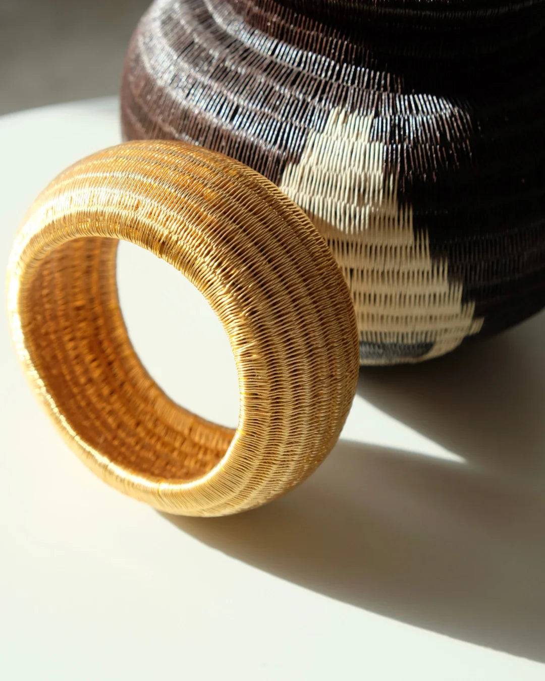 Brazalete Felicia Oro de Coper · detalle 1