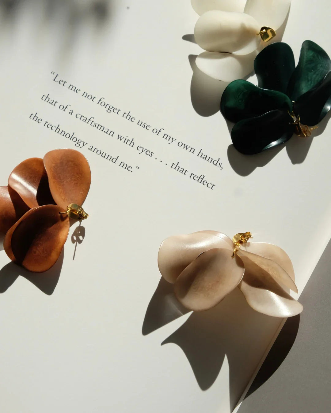 Pendientes Flora Visón de Coper · detalle 2