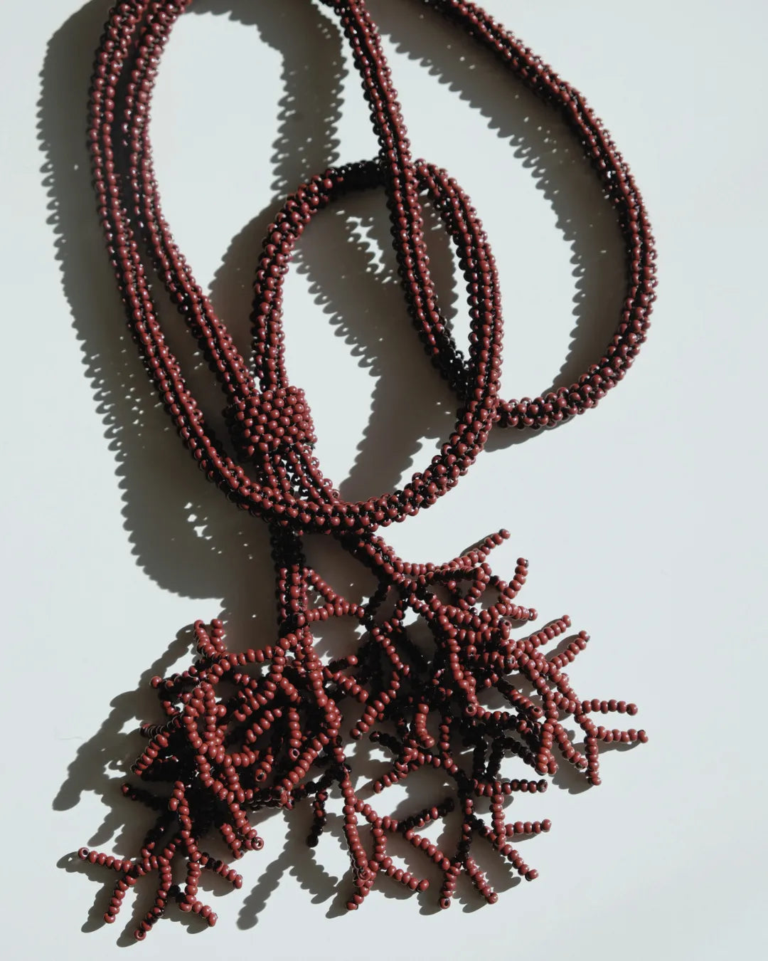 COLLAR MARA MALBEC