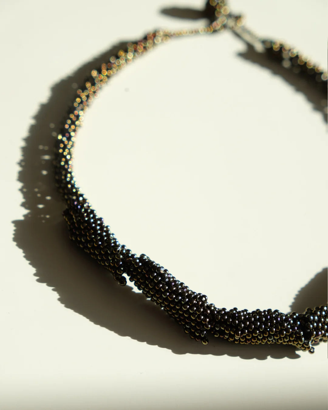 COLLAR CALA GRAFITO