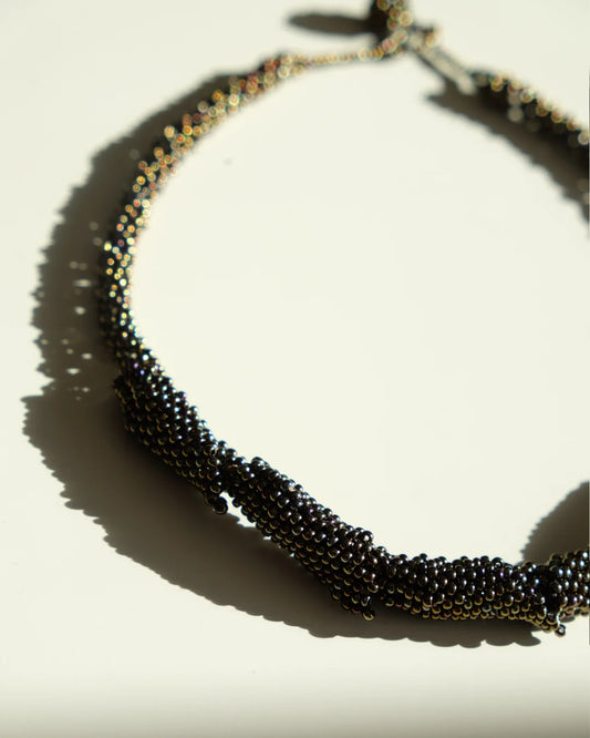 COLLAR CALA GRAFITO