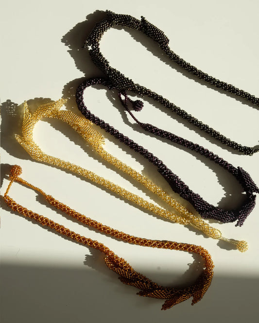 COLLAR CALA GRAFITO
