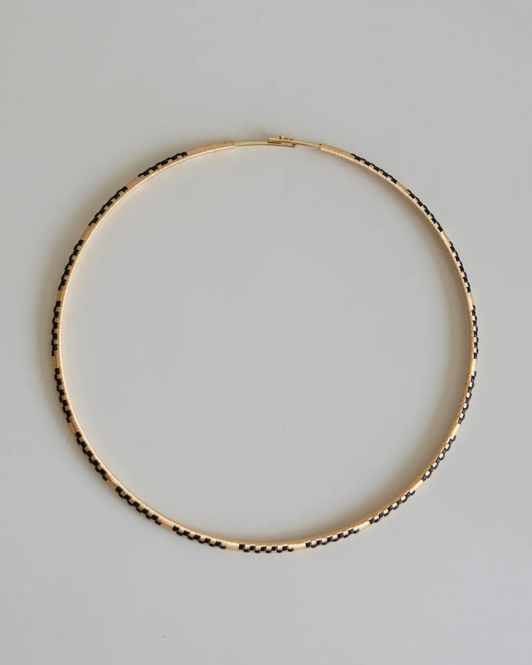 INGRID CHOKER NEGRO