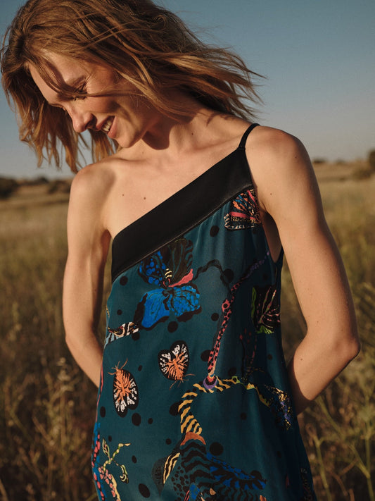 Vestido midi Lauren azul pato con tirante fino y canesú en contraste negro