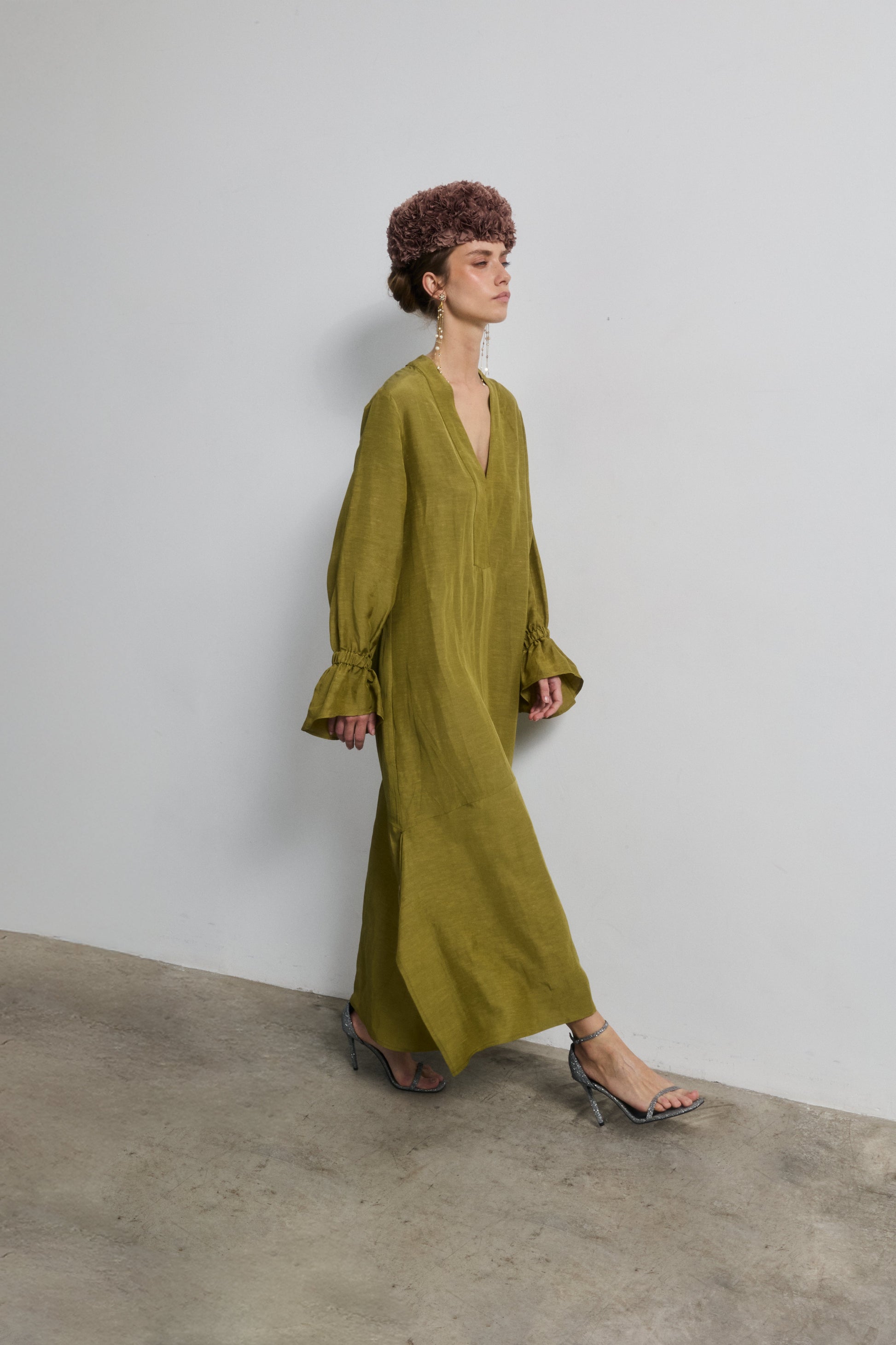 Vestido Lea Verde Oliva — Galcon Studio · detalle 4