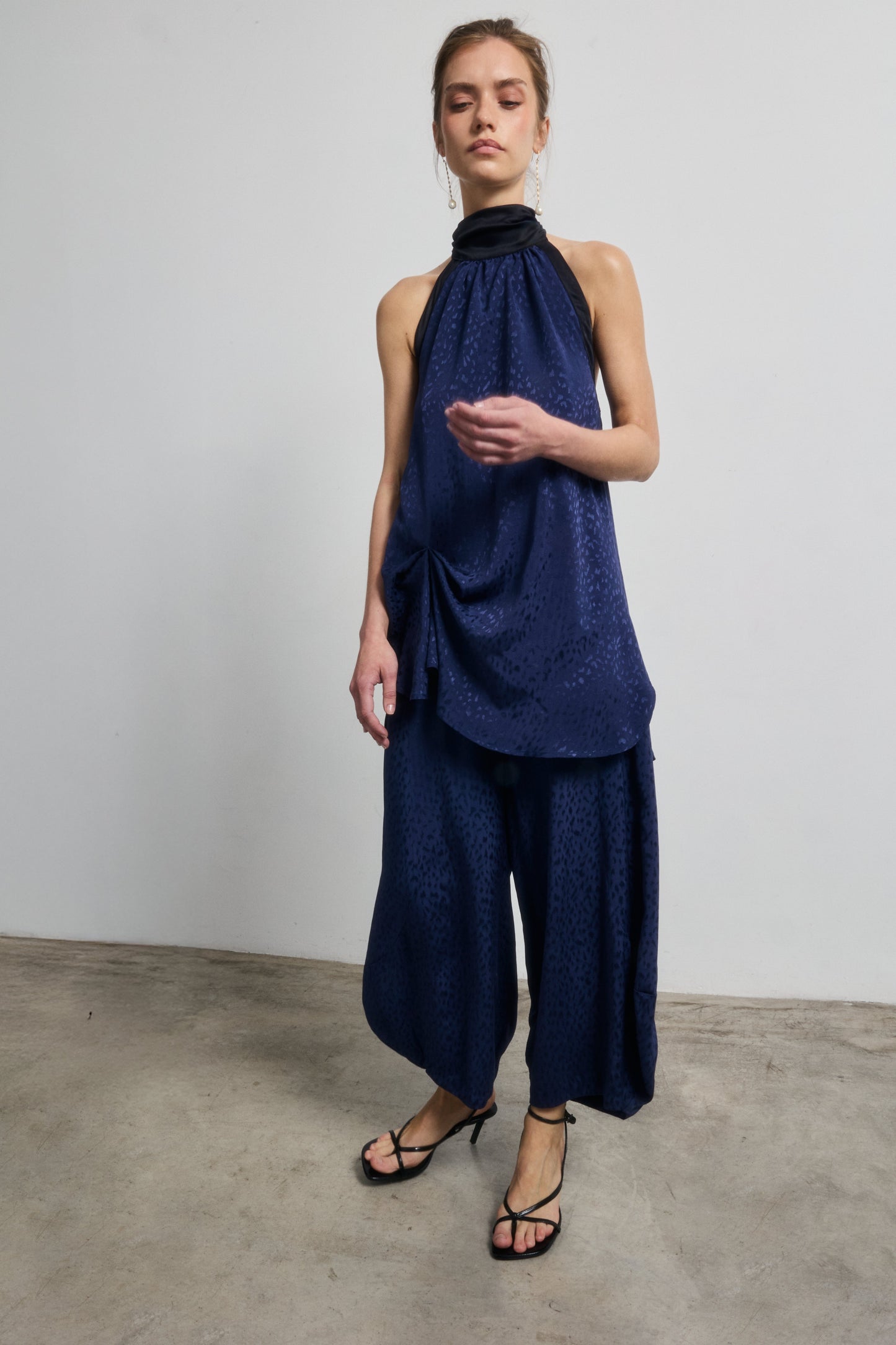 Pantalón Max Azul — Galcon Studio · detalle 4
