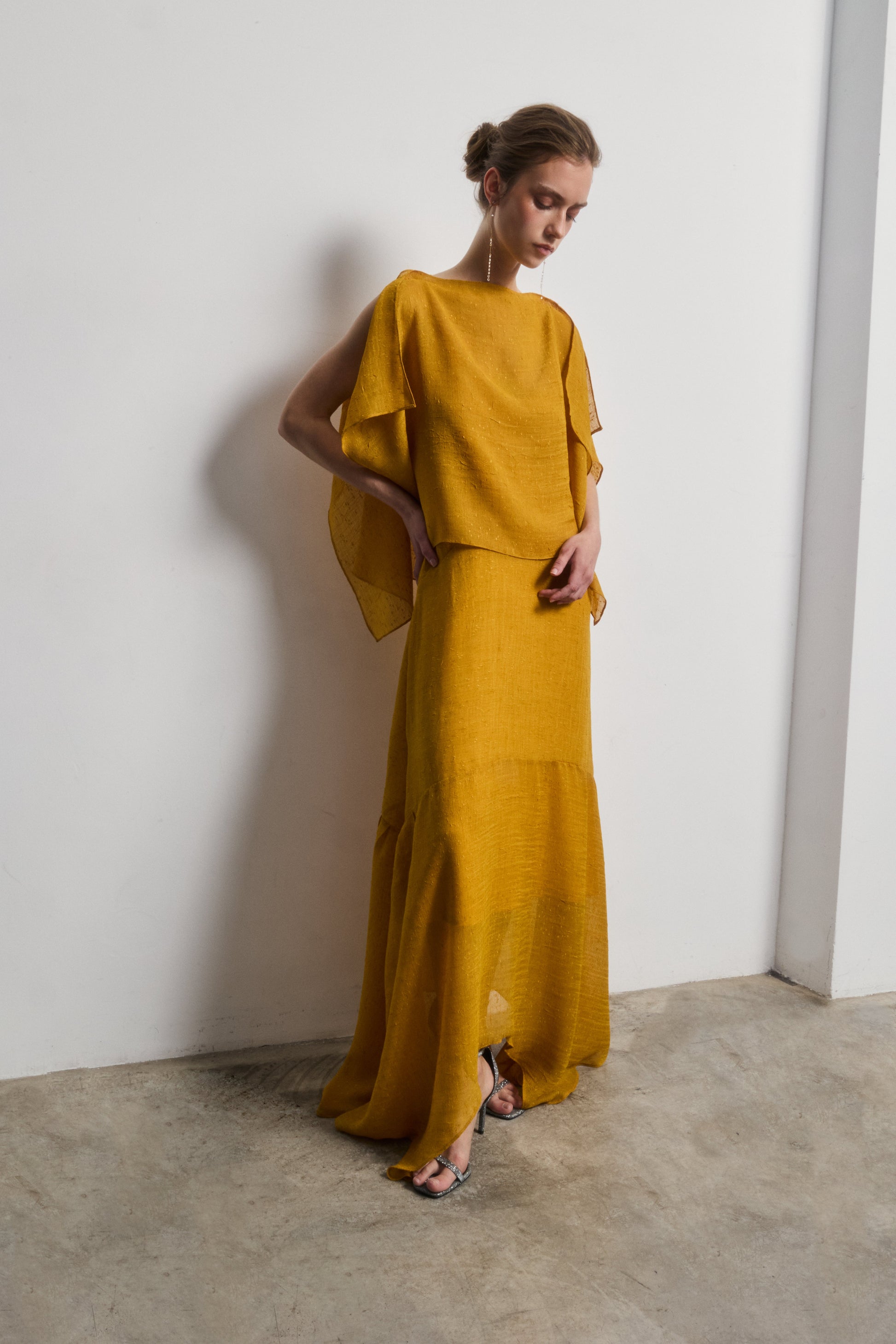 Vestido Diana Mostaza — Galcon Studio · detalle 6