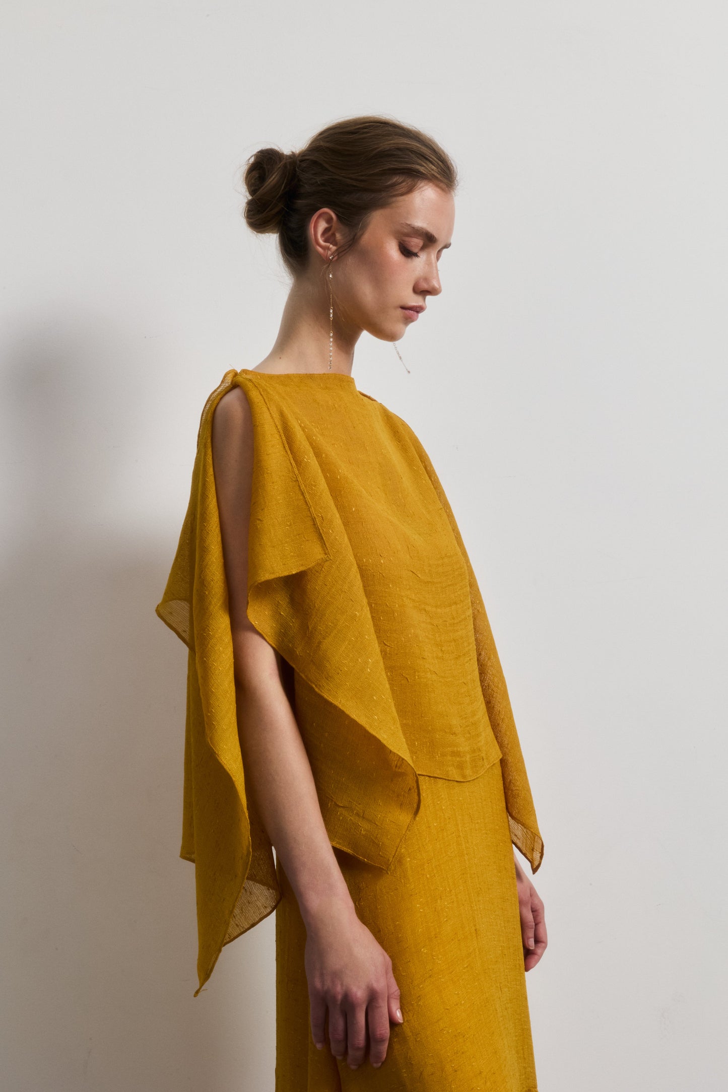 Vestido Diana Mostaza — Galcon Studio · detalle 4
