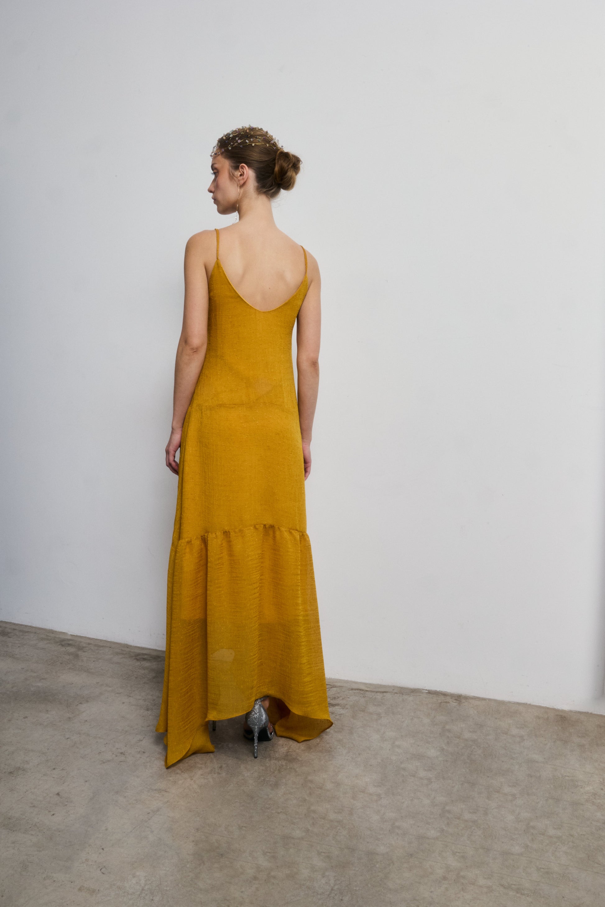 Vestido Diana Mostaza — Galcon Studio · detalle 9
