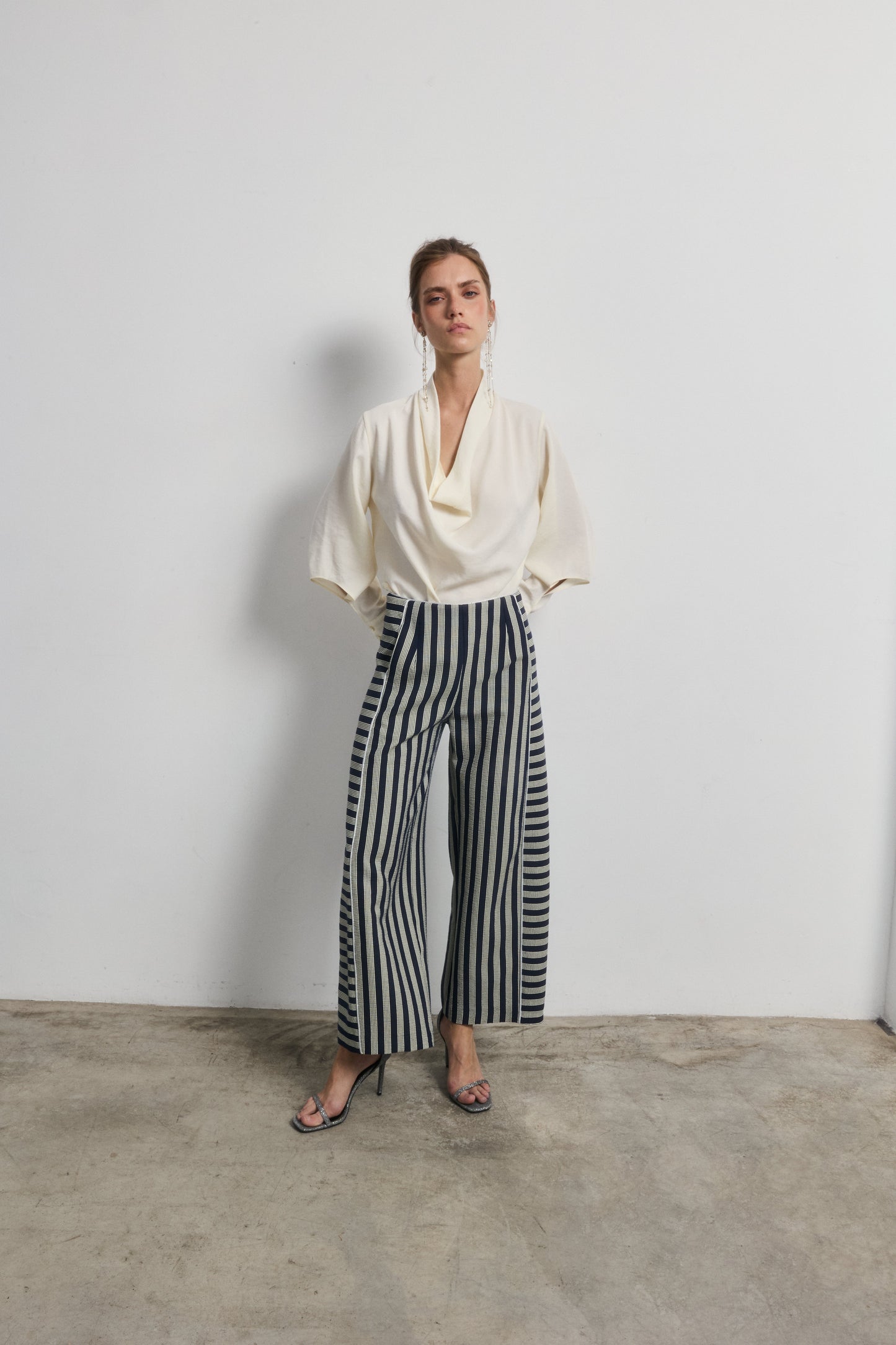 Camisa Gwyneth Blanco — Galcon Studio · detalle 2