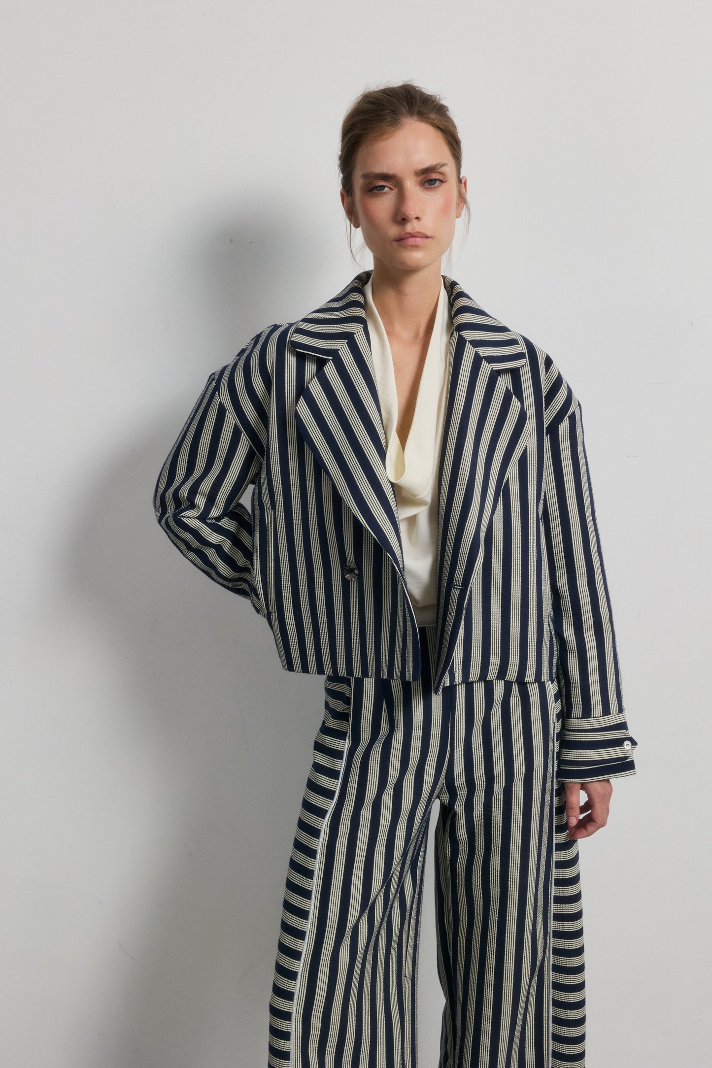 Chaqueta Alexa Rayas — Galcon Studio