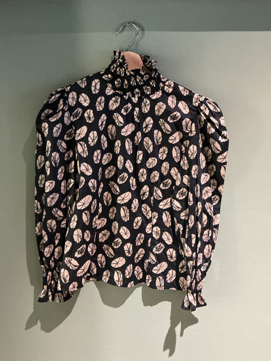 Camisa cuello subido dots