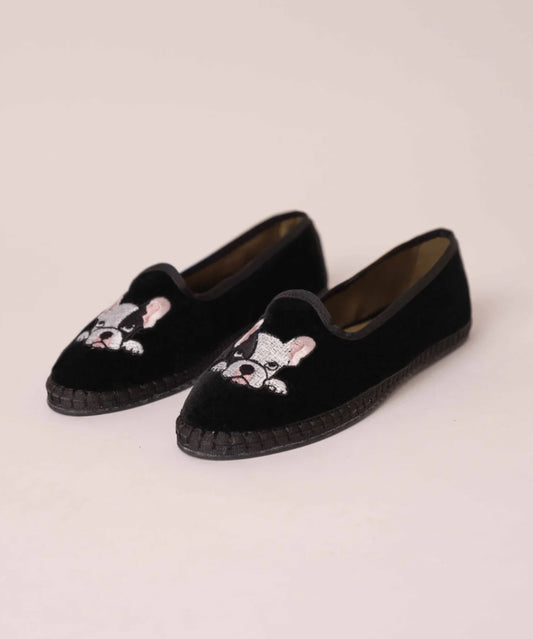 Nikola zapato bulldog