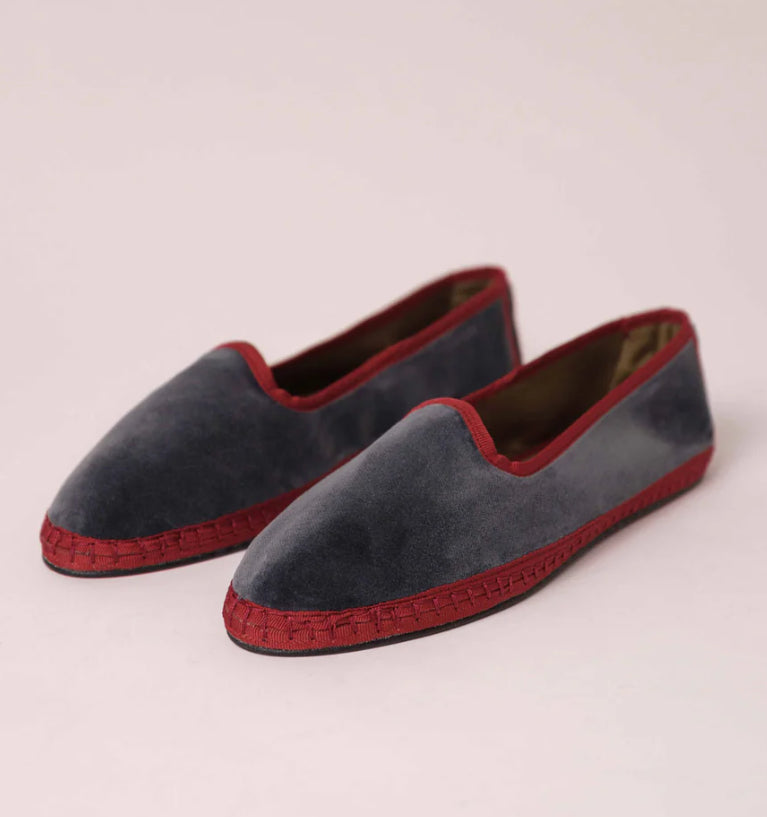 Nikola zapato pirita