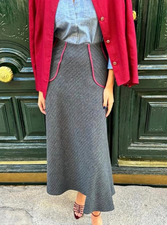 Falda azul vivo rojo