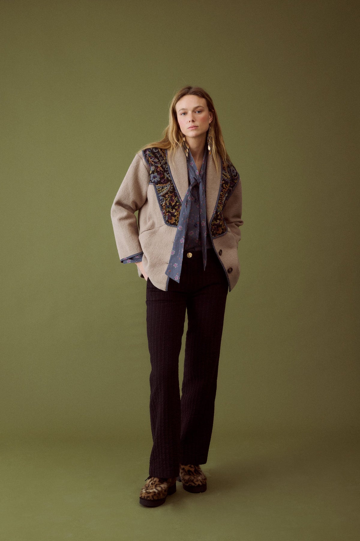 Chaqueta Austriaca Gitanillo de Triana de Josephine, vista 3 – PORTICO Concept Turó Park