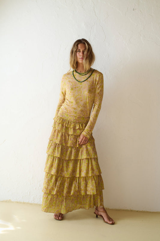 Camiseta Bon Sol de manga larga, estampado vegetal amarillo y verde – Josephine · PORTICO Concept, Turó Park Barcelona (vista 2)