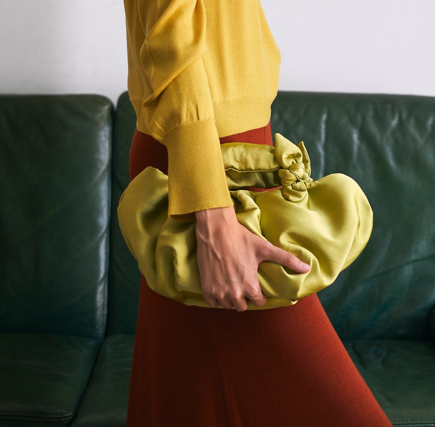 Bolso Bernatta Mini lima de Laia Alen – Laia Alen · PORTICO Concept, Turó Park Barcelona (vista 3)