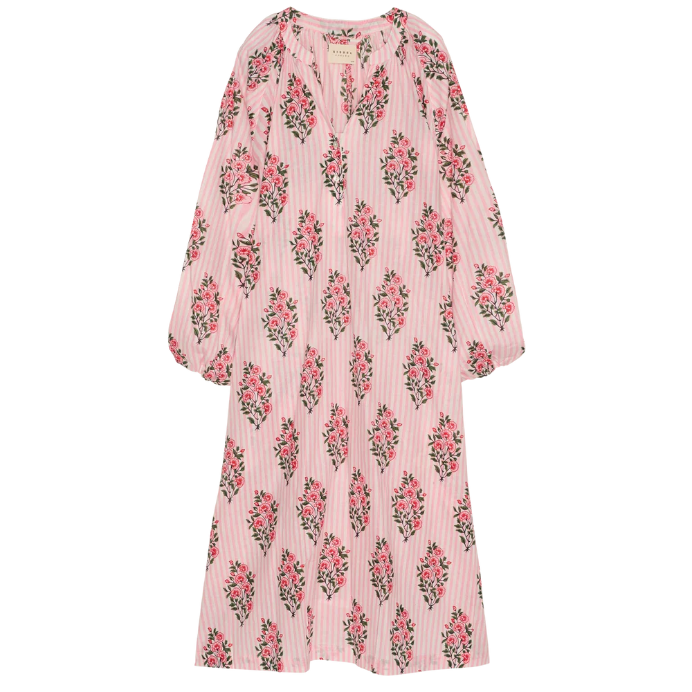 Vestido largo rosa palo a rayas con block print floral – Sissel Edelbo · PORTICO Concept, Turó Park Barcelona (vista 2)