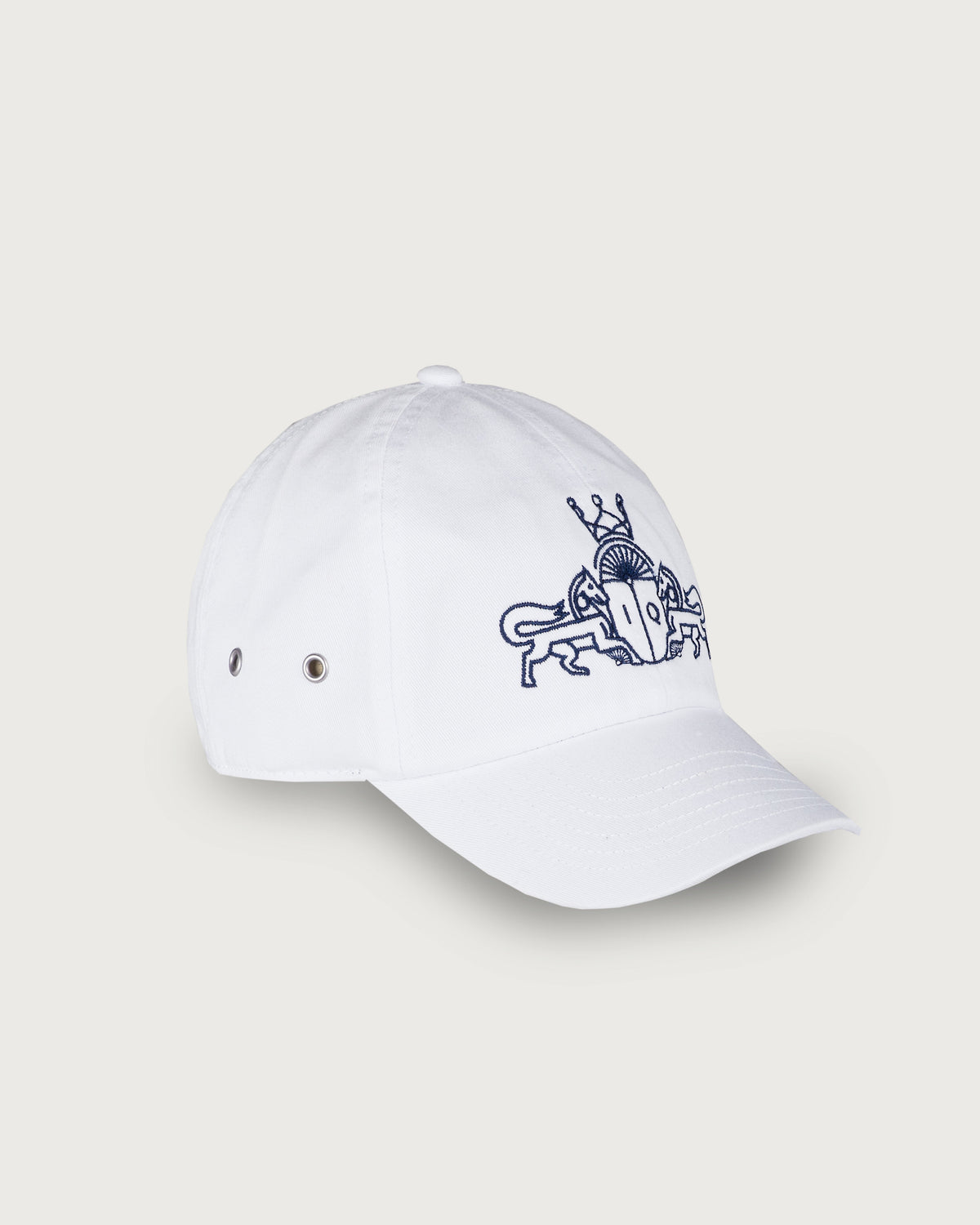 Gorra Juana blanca de IQ Collection con logo bordado en azul marino