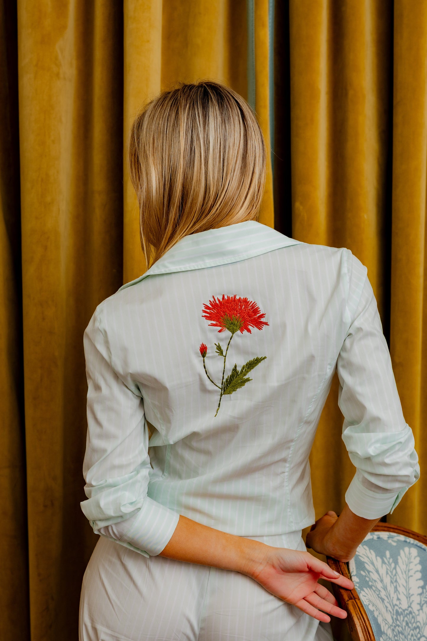 Camisa de algodón a rayas verdes – Copines · PORTICO Concept, Turó Park Barcelona