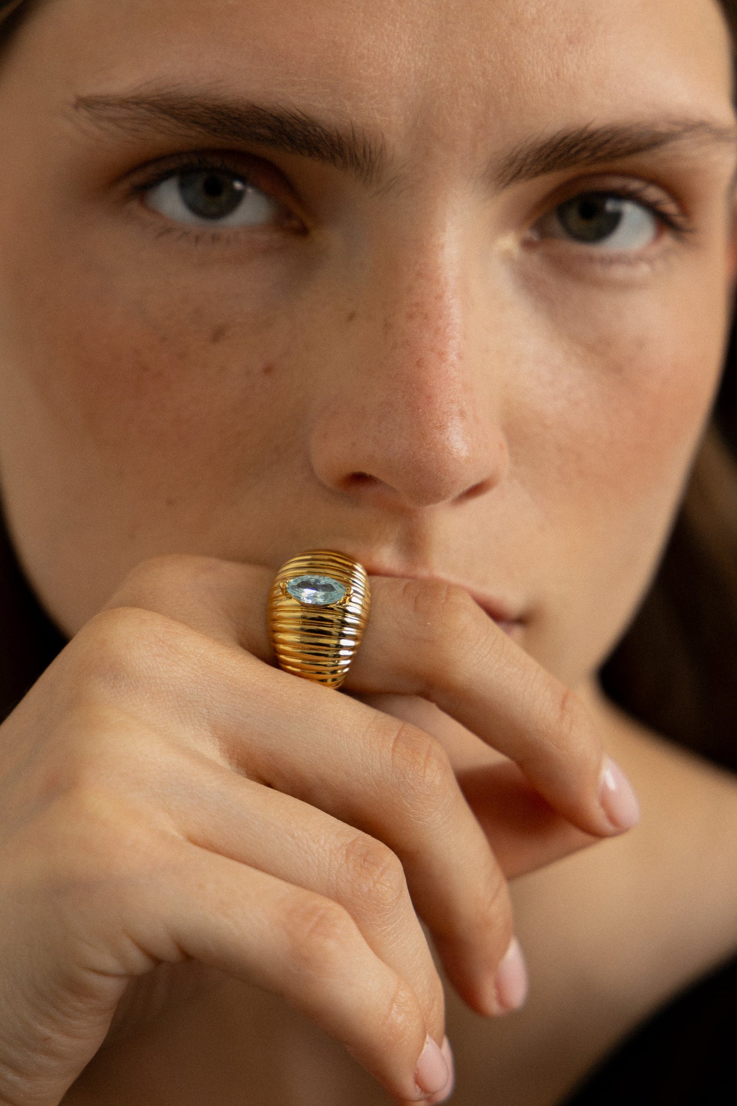 Anillo Luisa