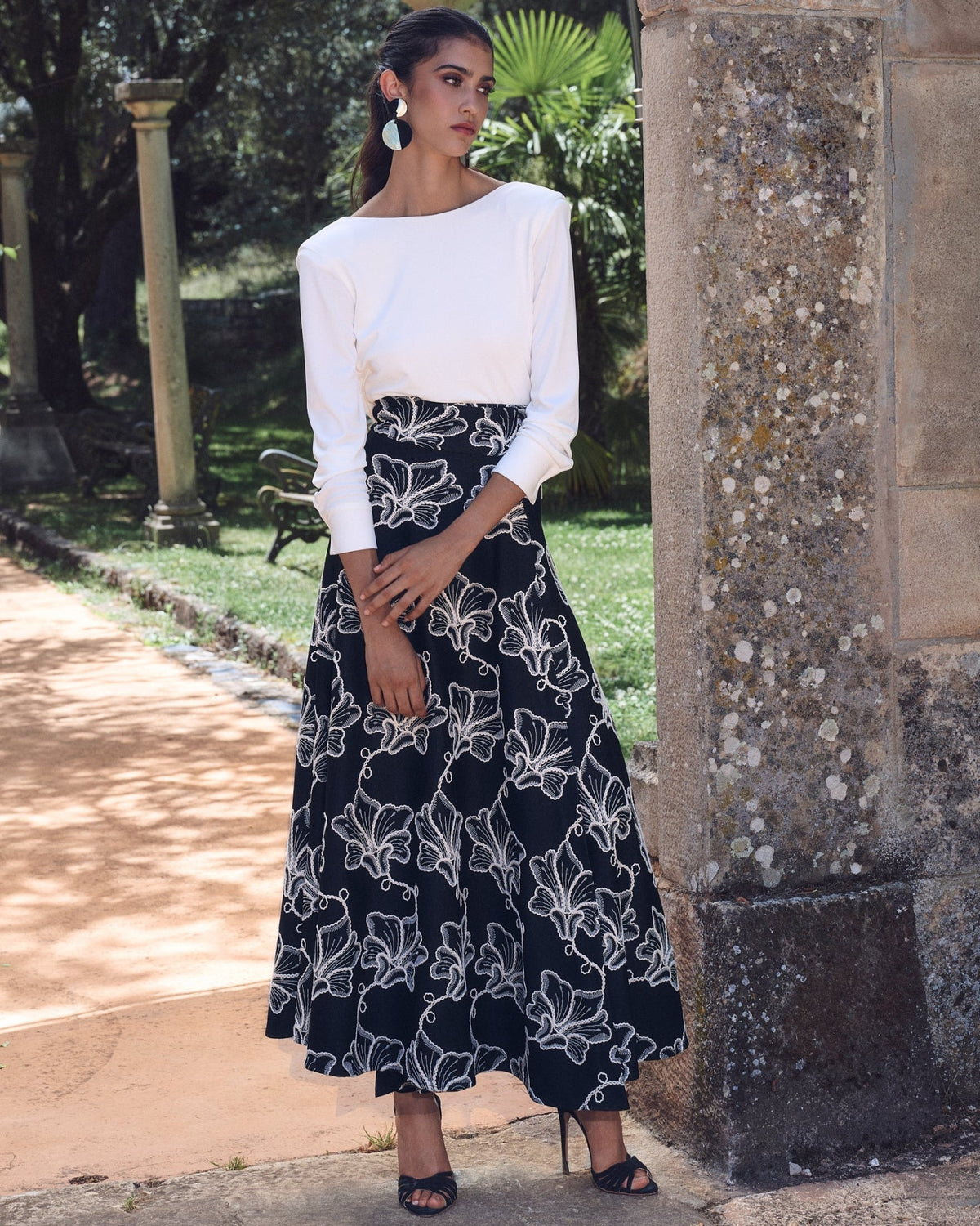Falda Clio Flores de IQ Collection · vuelo de la falda