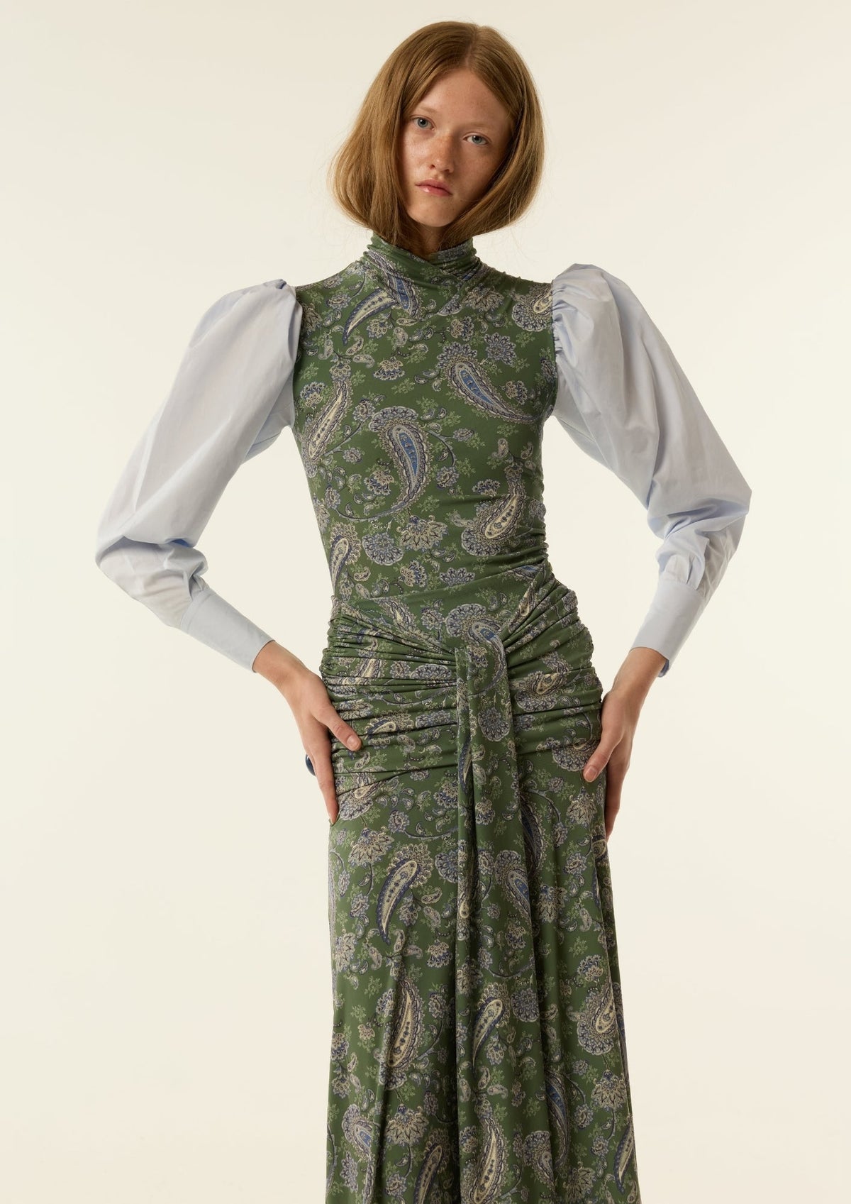 Body Alma Verde de IQ Collection · estampado floral en tonos verdes