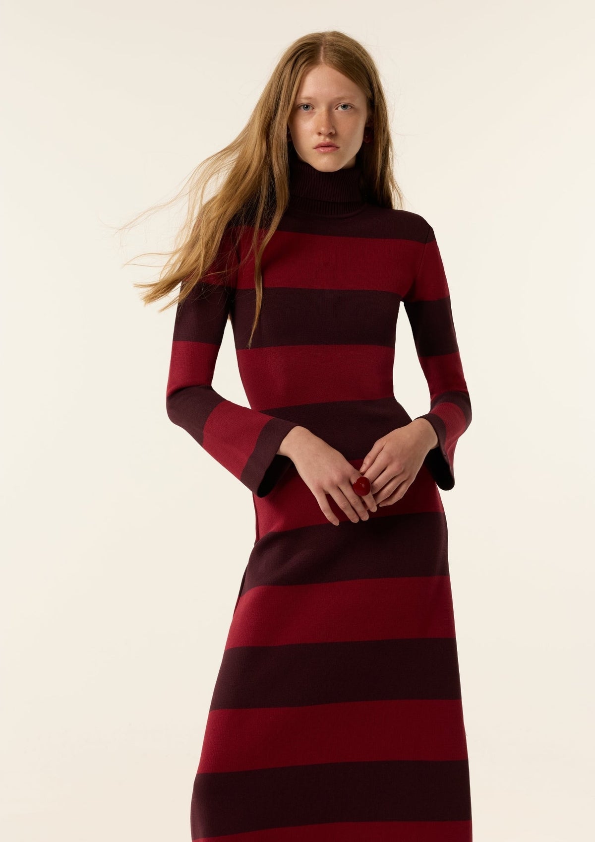 Vestido Mica Rayas Burdeos de IQ Collection · detalle 3